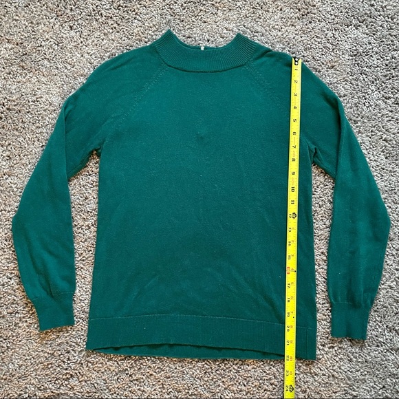 Vintage Green Mock-Neck Sweater - Picture 7 of 11